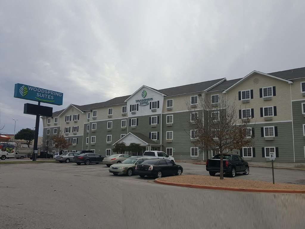 Woodspring Suites Austin North I-35 Exterior foto